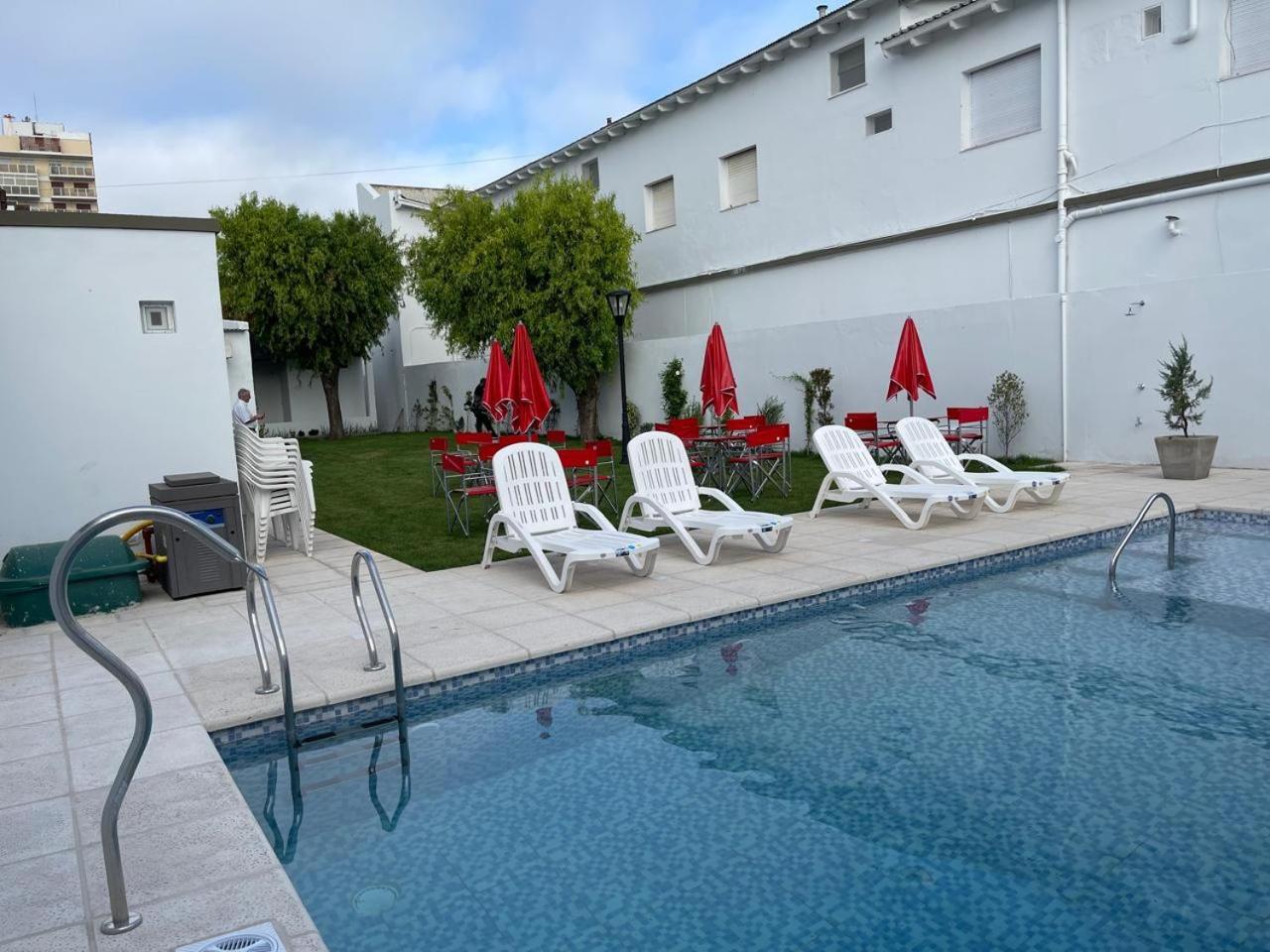 Hotel Trocadero Necochea Zewnętrze zdjęcie