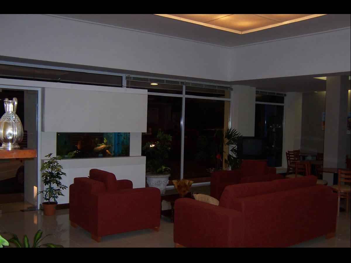 Hotel Trocadero Necochea Zewnętrze zdjęcie